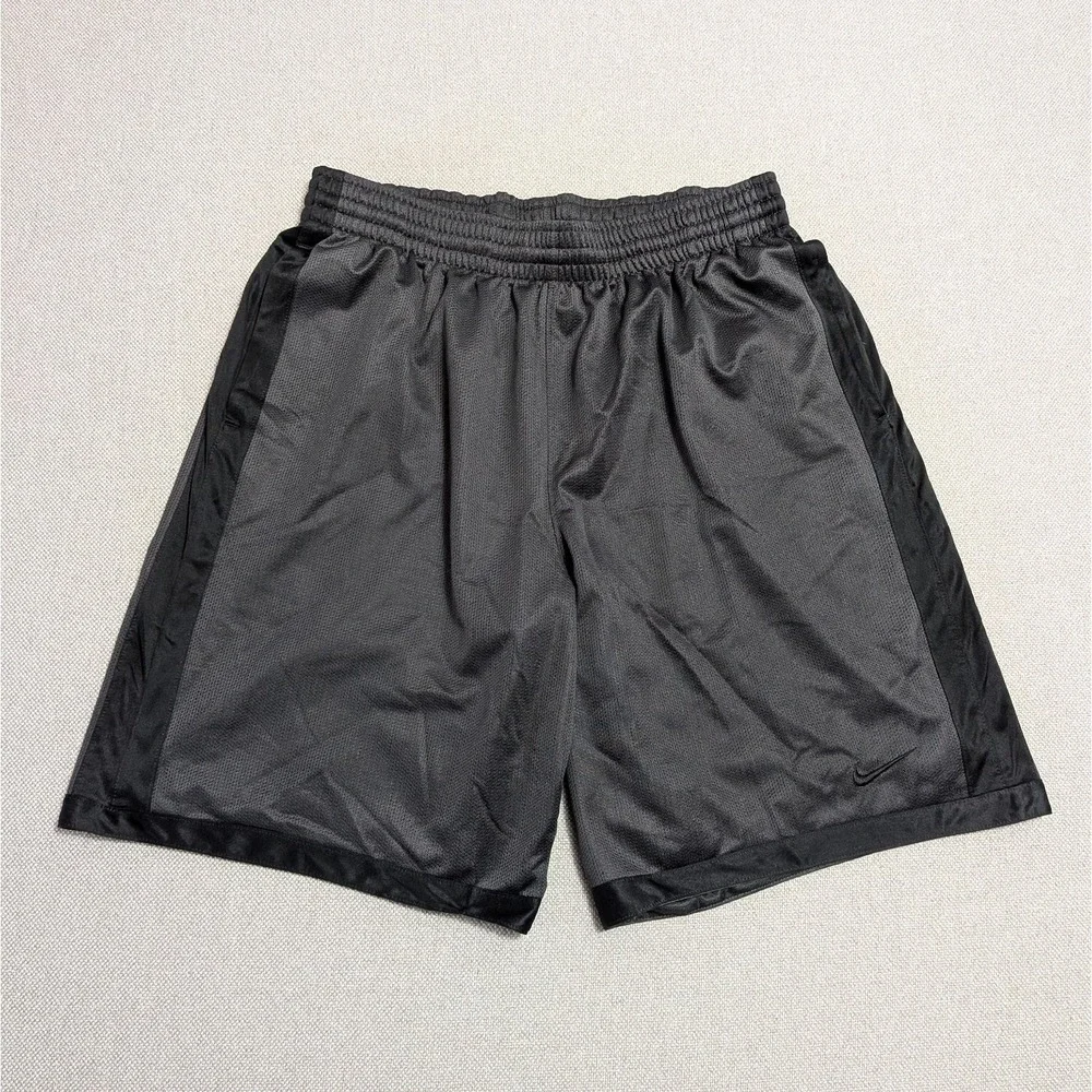 Nike Men's Activewear Shorts Large L Dark Gray Black Mesh Athletic Gym Workout